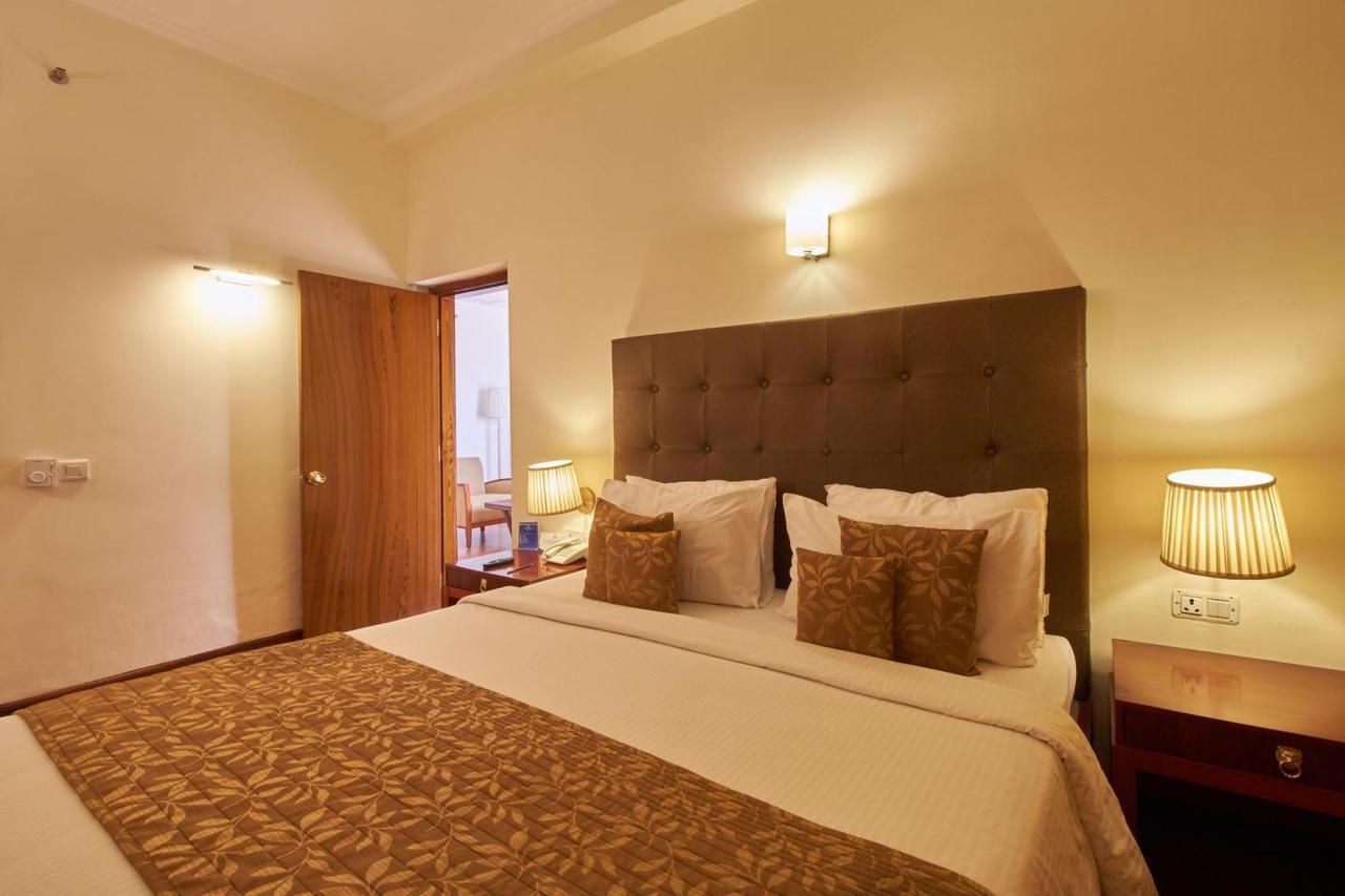 Royal Sarovar Portico Siliguri Exterior photo